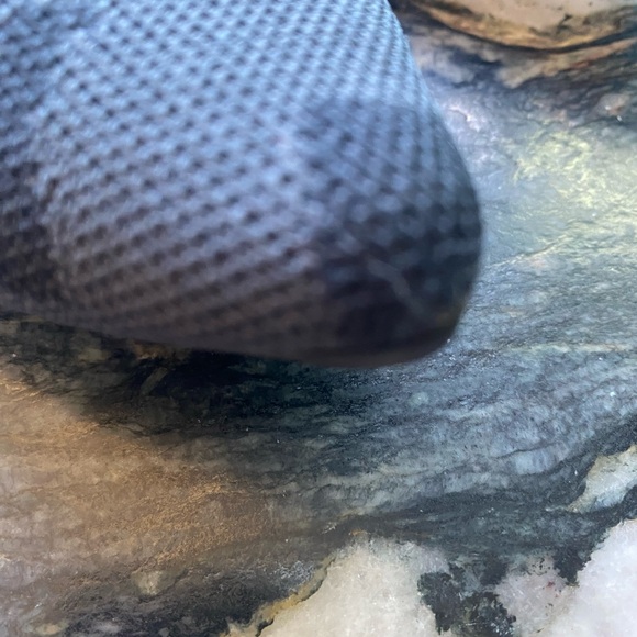 ROTHYS BLACK CAMO WITH BLUE EDGES. Great condition. Slight glue showing 8.5 - Picture 13 of 15